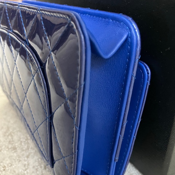 Chanel Classic Wallet on Chain Patent Dark Blue New with Tag - Picture 4 of 16